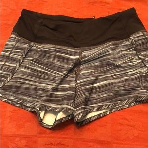 lululemon athletic shorts size 4